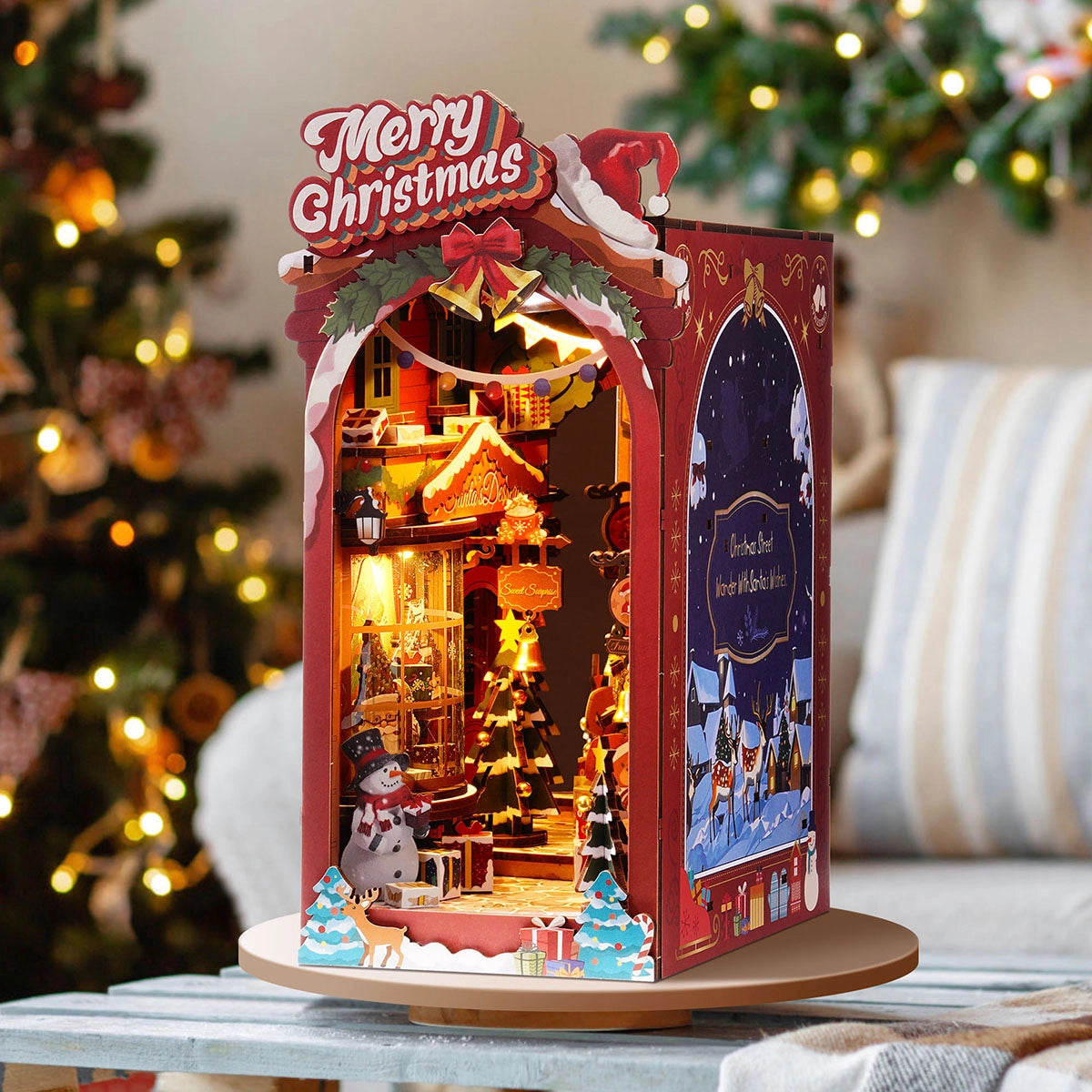 Christmas Street Book Nook™ — Labubu Doll UK